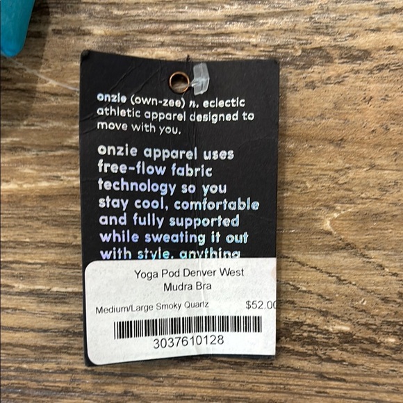 NWT Onzie Women's Size M/L Sports Bra Yoga Pod Mudra Bra Smoky Quartz Blue - Picture 2 of 5